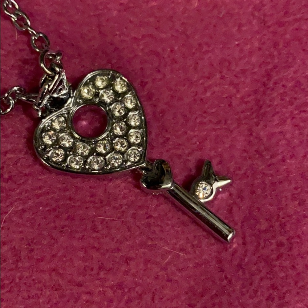 Slinkets Key Clip - Picture 2 of 4
